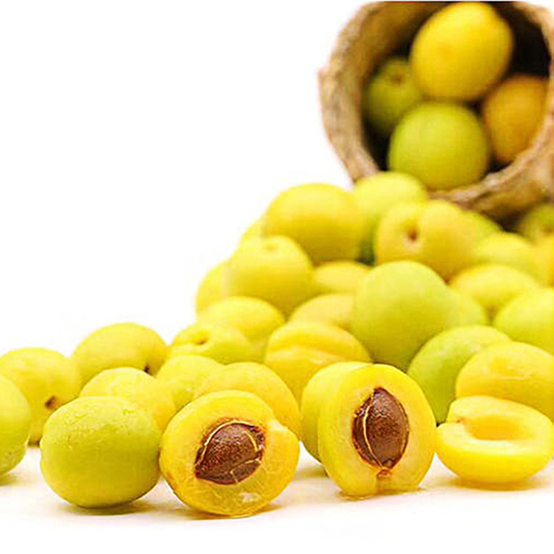 新疆小白杏新鲜白杏轮台库车新鲜水果3斤顺丰