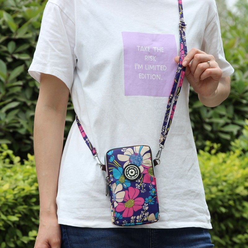 新款装手机包女斜挎迷你小包包放手机袋子挂脖布袋便携手腕零钱包两层