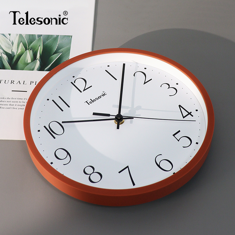 天王星telesonic挂钟卧室石英钟现代餐厅客厅居家挂表创意简约时尚壁