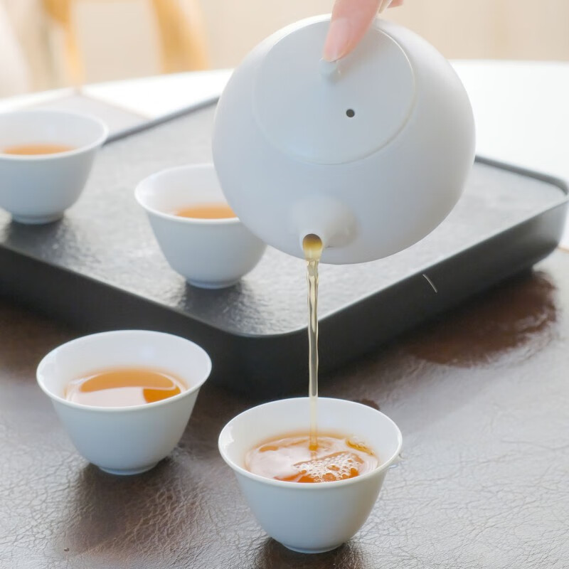 無侘居「云影」青瓷茶具礼盒装茶壶*1、茶杯*4、茶盘*1