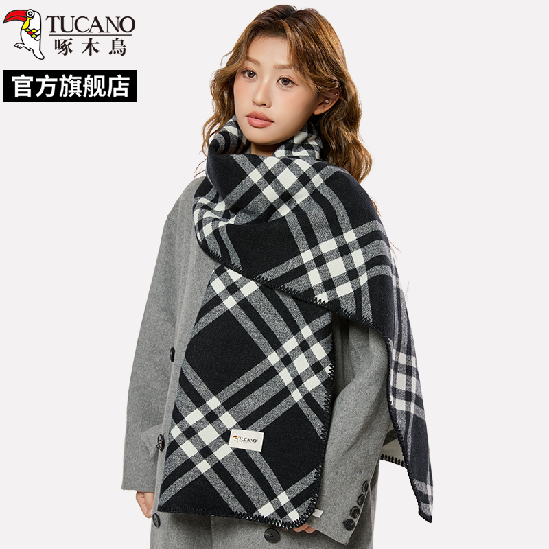 啄木鸟2025年新款氛围感黑白双面围巾女冬季高级感格子保暖披肩感高清大图