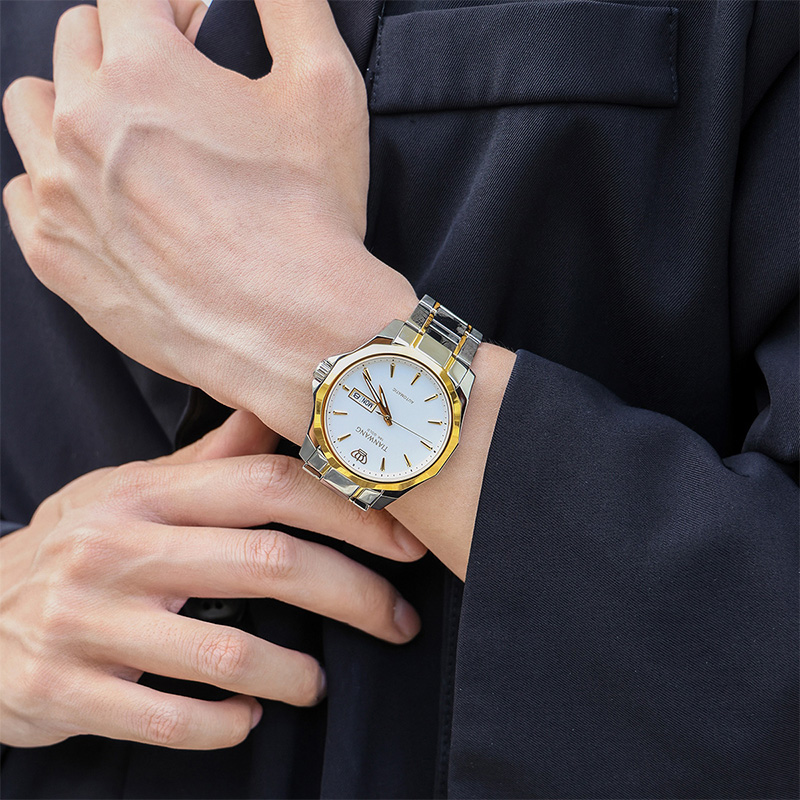 天王金标送福18k金logo尊享版男表商务休闲双历金色机械手表51018高清大图