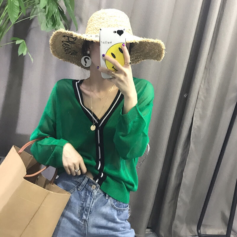 2018夏季新款韩版防晒衫百搭长袖V领纽扣冰丝麻针织开衫短外套女