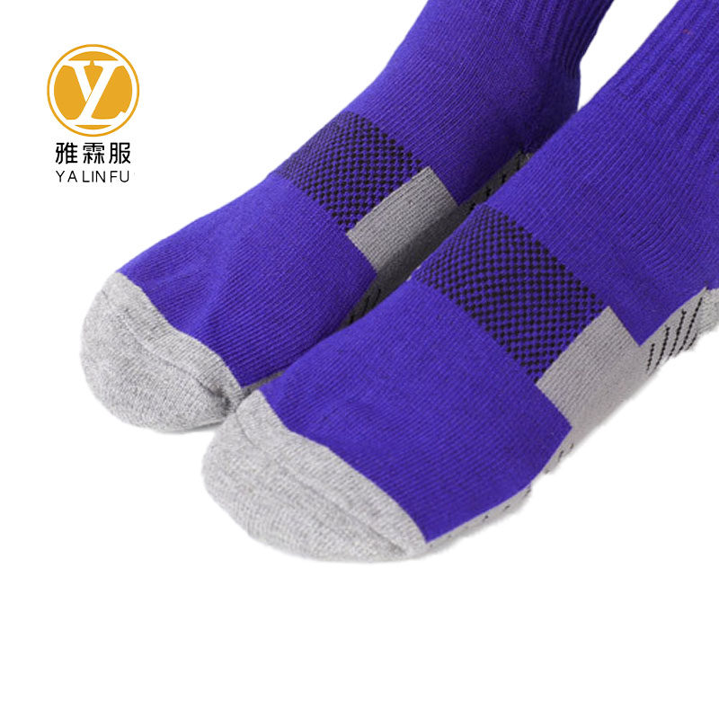 雅霖服 男女长筒吸汗透气足球袜YLFWZ104017 双高清大图