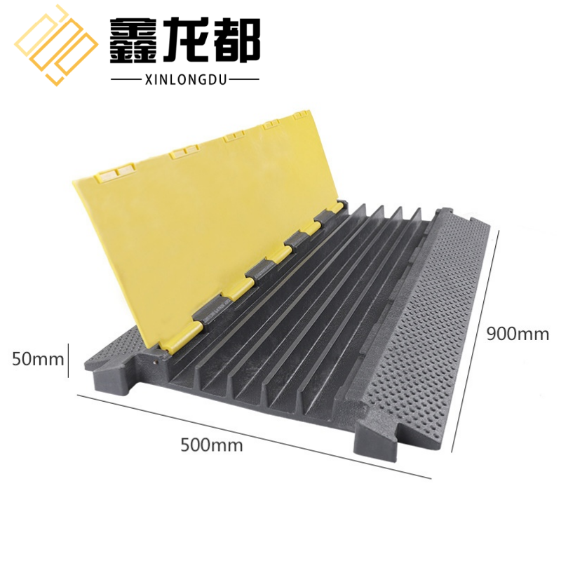 鑫龙都 带线槽减速带五线槽个