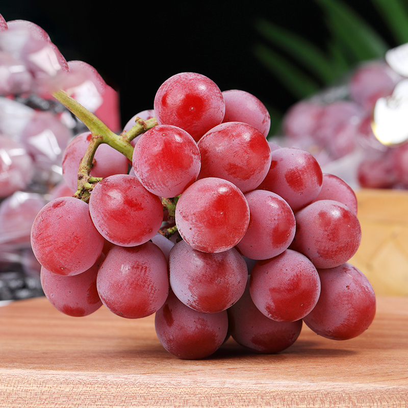 生鲜>水果>葡萄/提子>西沛>顺丰快递[西沛生鲜]新鲜妮娜皇后葡萄彩箱