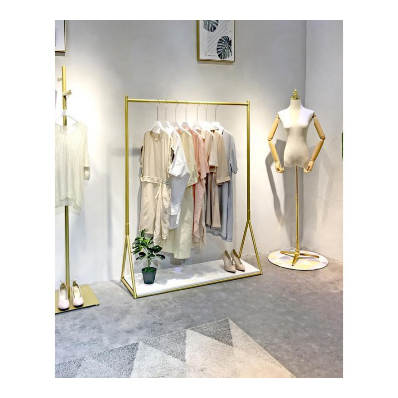 苏宁放心购服装店展示架金色服装架女装店货架落地式挂衣架不漆店铺设计A-STYLE