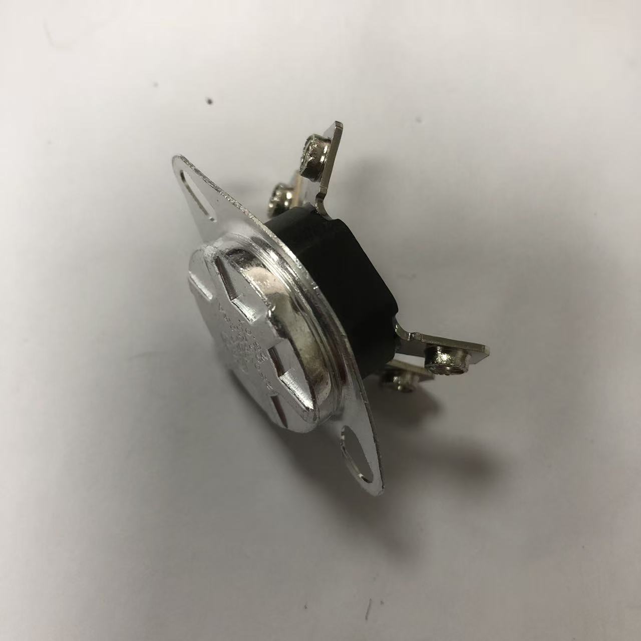 帮客材配 全新原装 法迪欧电热水器F60- C33HDL3 突跳式限温器 93°C收前验货高清大图