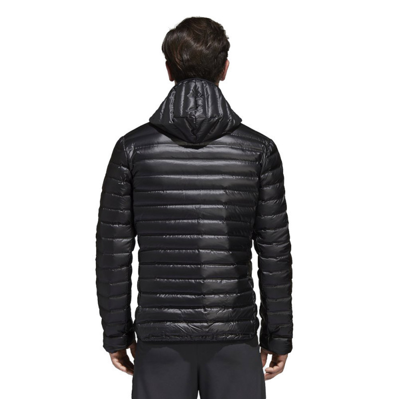阿迪达斯(adidas) 冬季男士运动休闲保暖连帽羽绒服 BQ7782