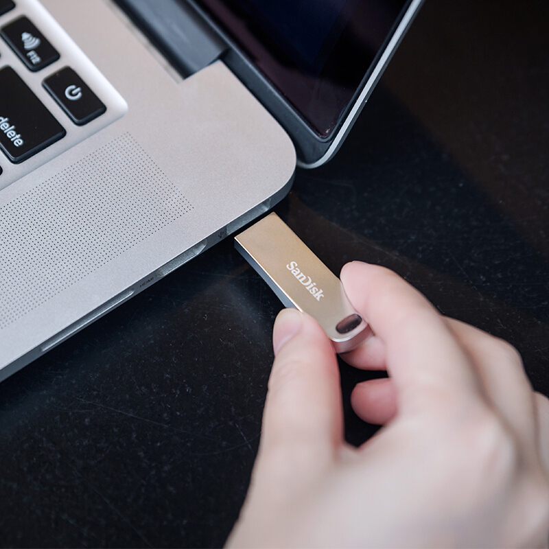 闪迪(SanDisk) 酷奂CZ74U盘128G 高速USB3.1闪存盘 全金属外壳 安全加密150M/S高清大图