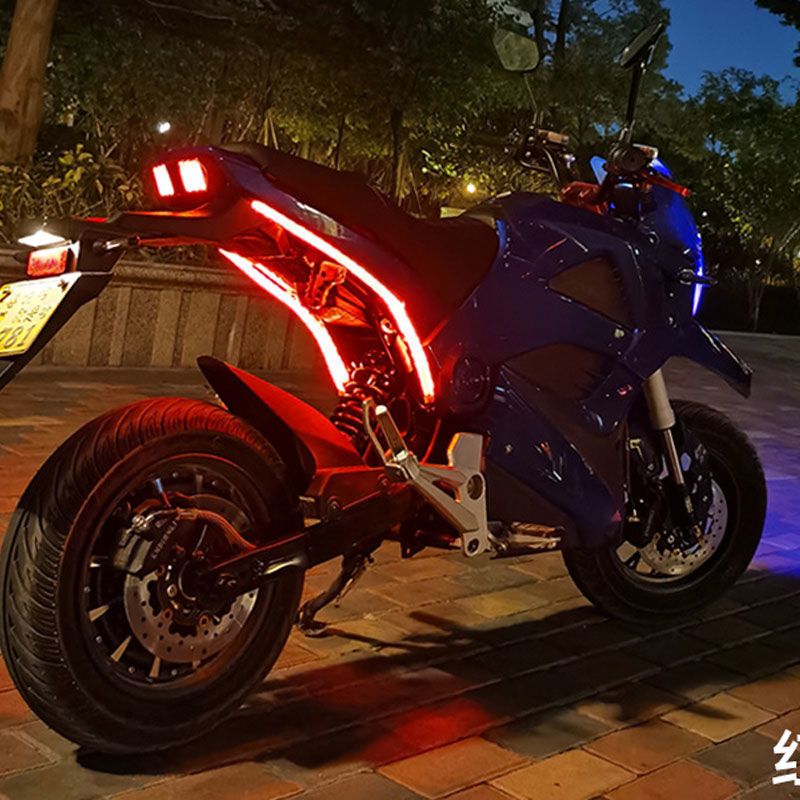 电摩电动车启动扫描流水转向灯小猴子尾灯机车改装七彩跑马彩灯>800