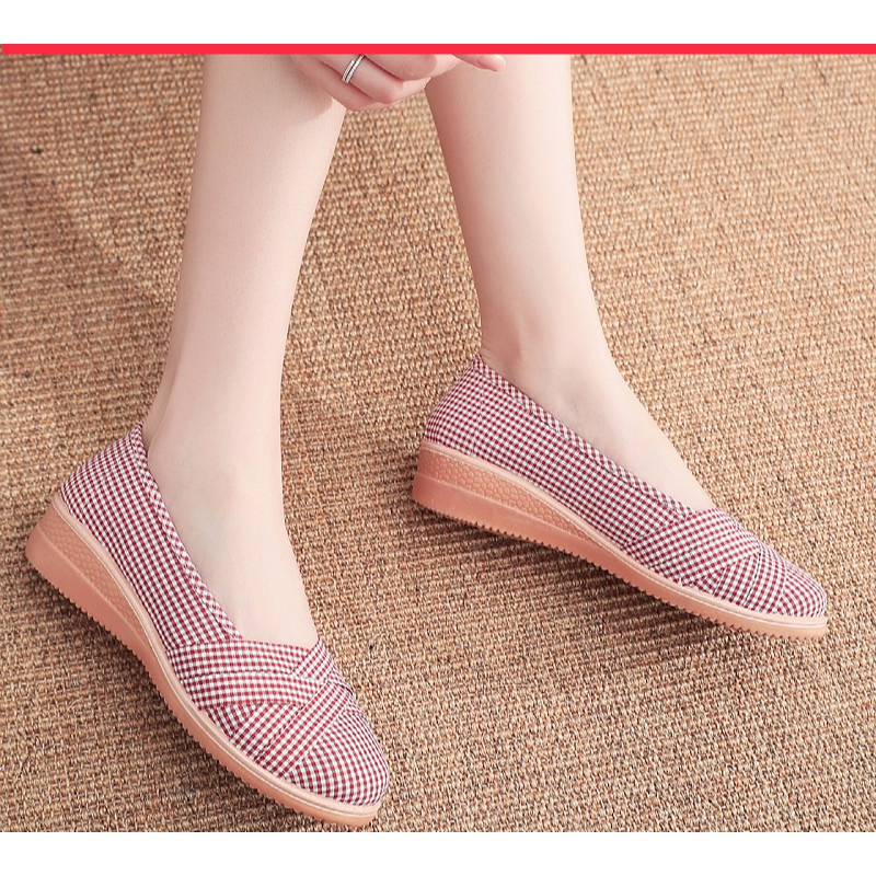 老北京布鞋女坡跟一脚蹬帆布单鞋牛筋底秋款冬新款女鞋休闲鞋