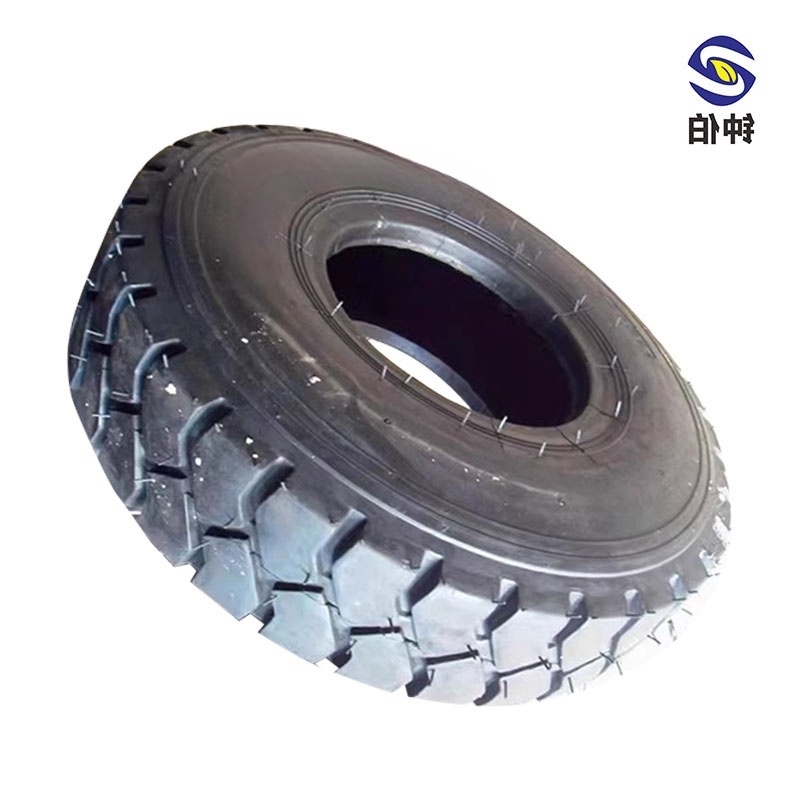 钟伯 充气轮胎 7.00-12 个高清大图
