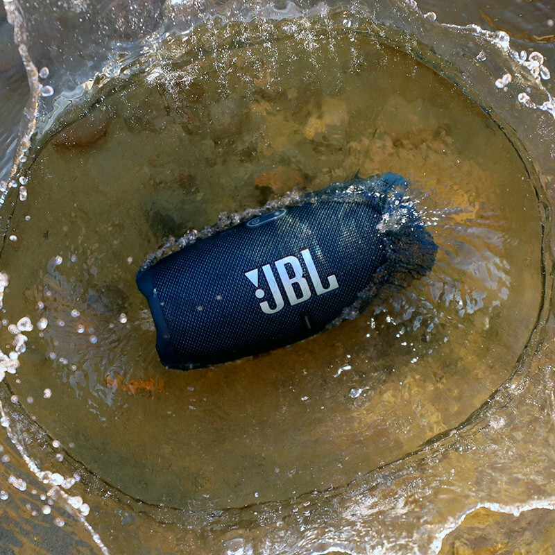 JBL CHARGE5 音乐冲击波五代 便携式蓝牙音箱+低音炮 户外防水防尘音箱桌面音响 增强版赛道扬声器 蓝色高清大图