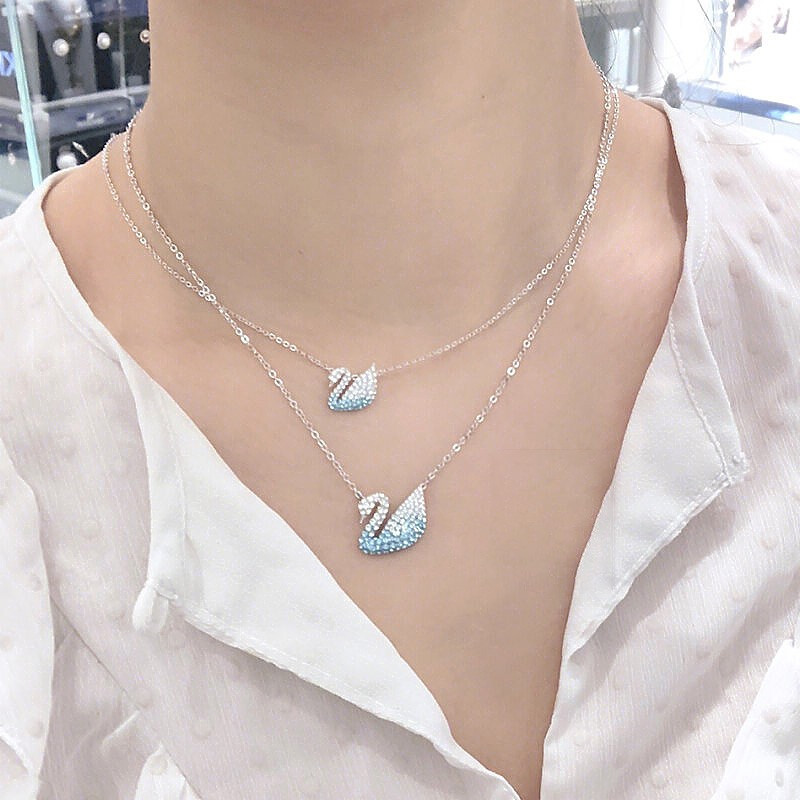 SWAROVSKI 施华洛世奇 蓝色渐变天鹅项链女黑色天鹅锁骨链