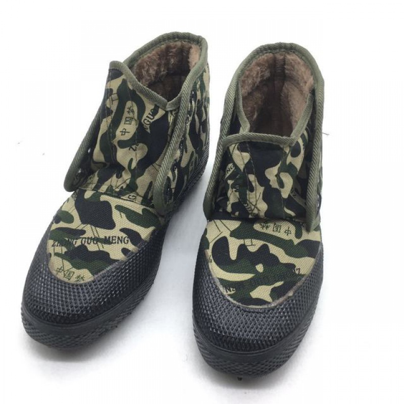 解放硫化橡胶低帮防滑耐磨工作学生训练胶鞋棉鞋加绒冬季不断底