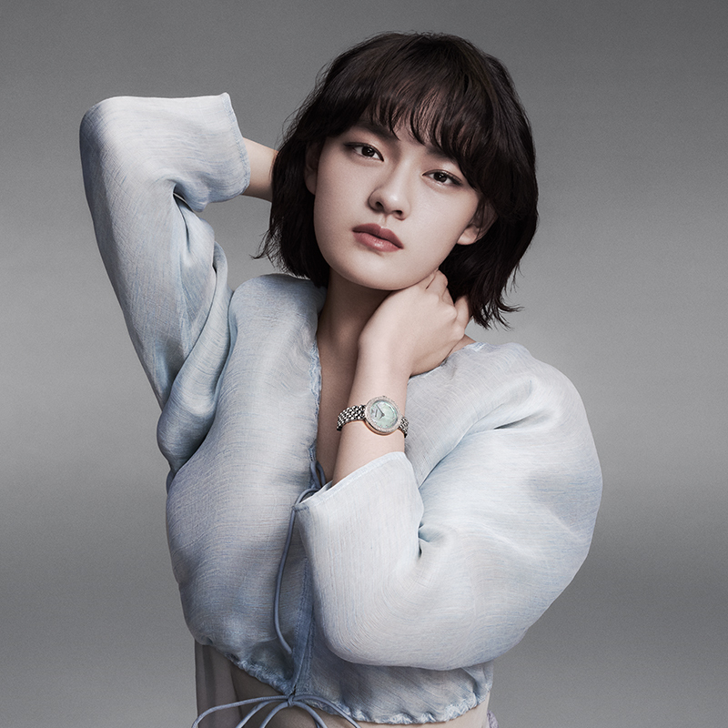 [文淇同款]Armani阿玛尼玫瑰小圆盘 ins风气质贝母石英表女 生日礼物 送女友AR11460