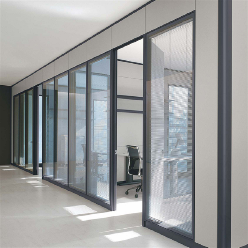 林剑翔 办公室玻璃高隔断墙铝合金屏风隔墙板钢化玻璃带百叶隔音墙