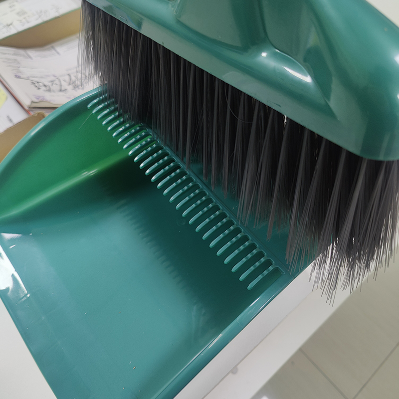 洋蝲蝲 扫把簸箕 两件套 套高清大图