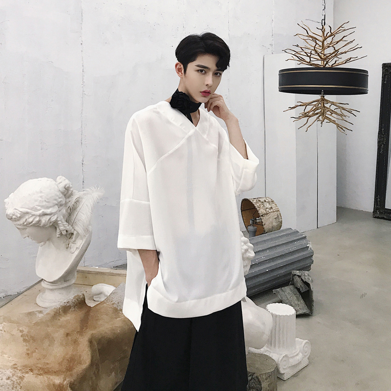 型师夏季青年服装男士青年个性暗黑前后小V领设计款宽松国潮T恤