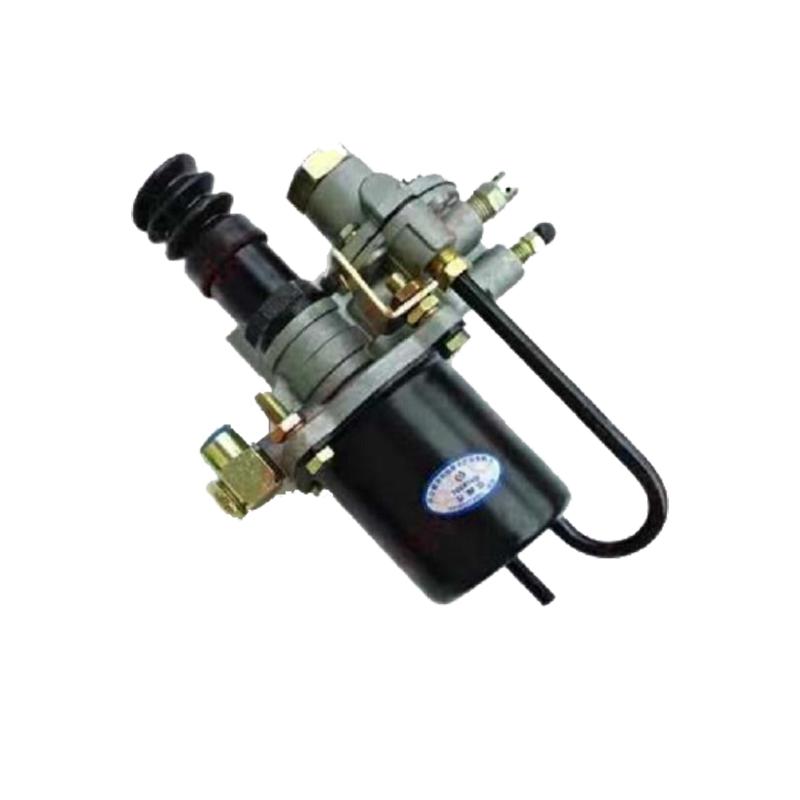 东风EQ2102离合器助力器 离合器分泵
