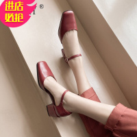 金三志方头中空单鞋女皮粗跟中跟复古玛丽珍包头凉鞋红色一字扣高跟鞋休闲鞋
