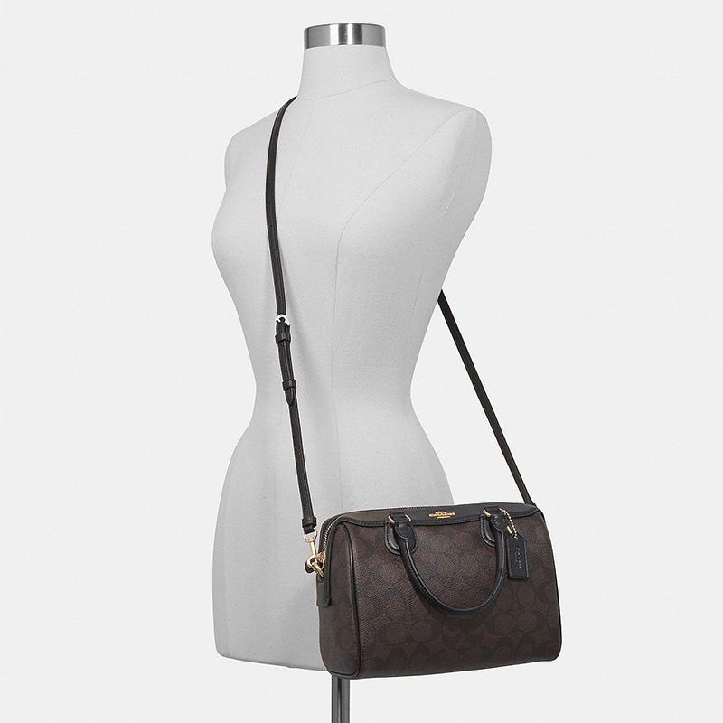 蔻驰coach小号波士顿包minibennett百搭c纹拉链包软皮质人造革斜挎包