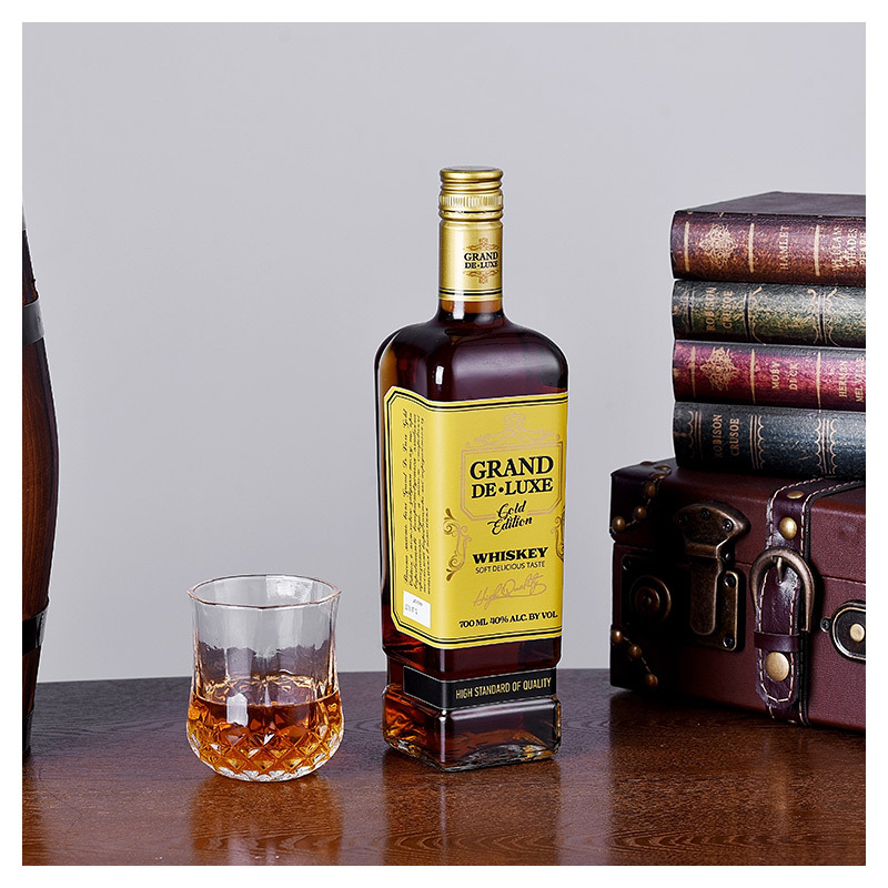 乌克兰原瓶原装进口洋酒 歌帝利(GRAND DE LUXE) 40度烈酒 进口威士忌 700ml