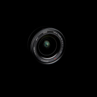 索尼(SONY)Vario-Tessar T* FE 16-35mm F4 ZA OSS 全画幅 蔡司广角变焦微单 相机镜头 E卡口(SEL1635Z) 蔡司镜头