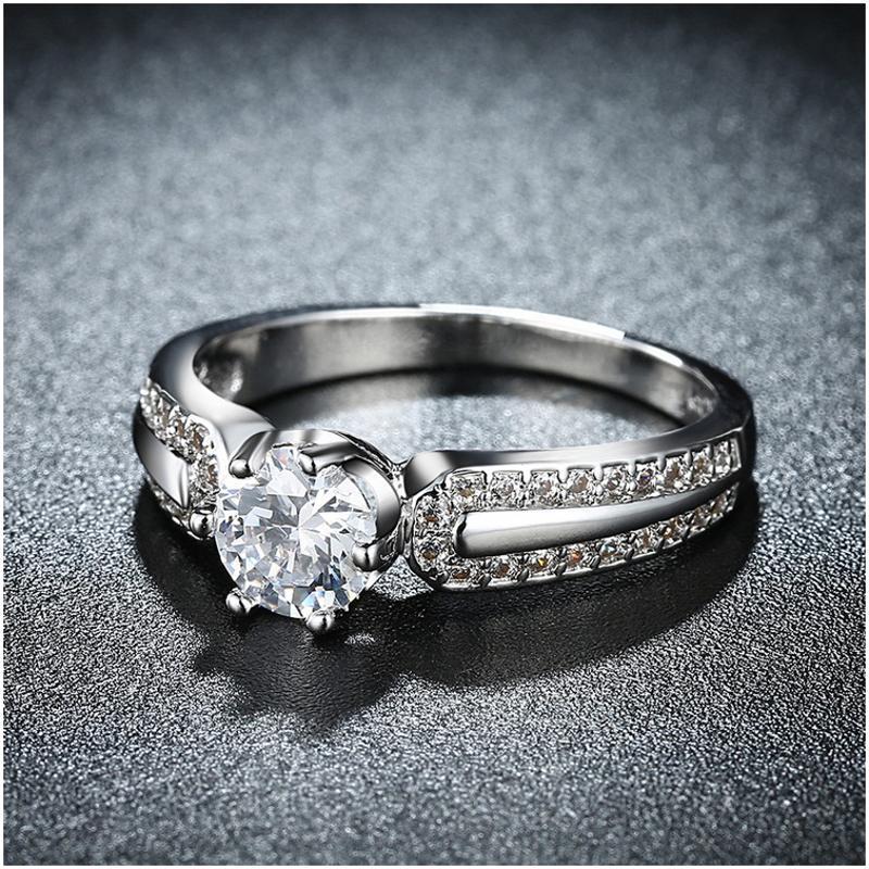 R819-CCouple Love Gold Rings铂金订婚戒指男女钻石情侣简约日韩送女朋友七夕情人节礼物