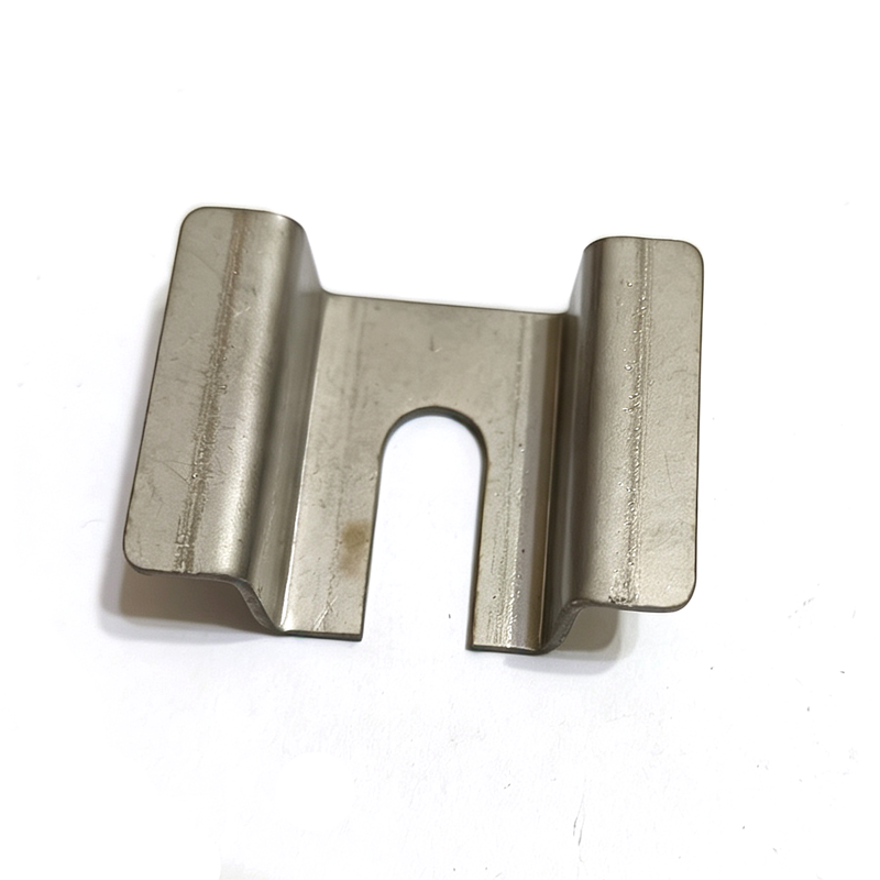 邢鲲 不锈钢卡扣40×30×12安全链扣 防滑耐磨 高强度合金 防脱设计 便携轻巧 适合宠物户外使用高清大图