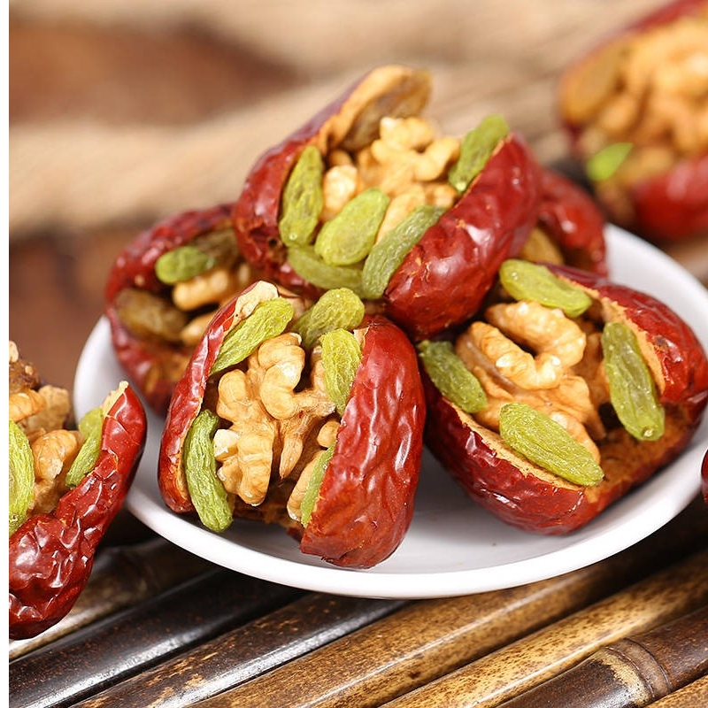 红枣夹核桃仁葡萄干新疆和田大枣子抱抱干果500g夹心枣零食3斤