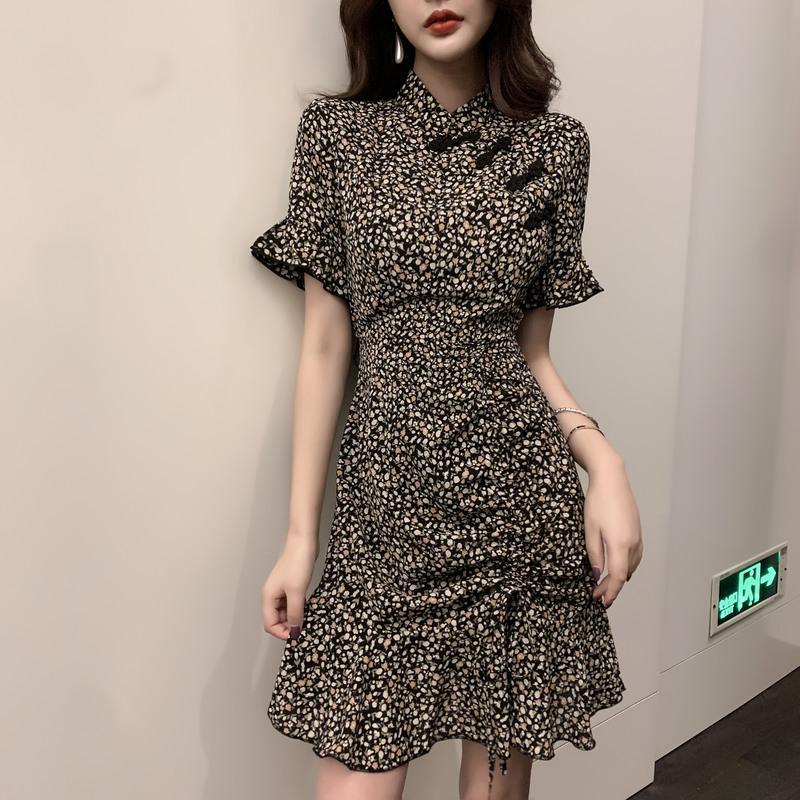 苏芈2021春季新款复古改良版旗袍碎花裙修身显瘦气质喇叭袖连衣裙子女