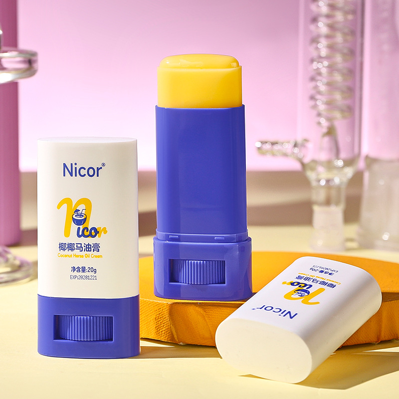 滋润椰椰马油膏棒皴裂膏护手霜足霜冻裂霜防裂亲肤椰子油高清大图