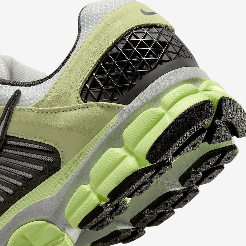 Nike女款多层次时尚跑步鞋舒适透气轻便运动鞋