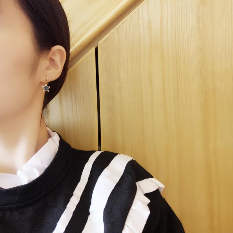 经典时尚黑色五角星气质耳扣耳环耳挂女钛钢精致流行韩国百搭耳饰送女朋友老婆生日礼物送女朋友七夕情人节礼物