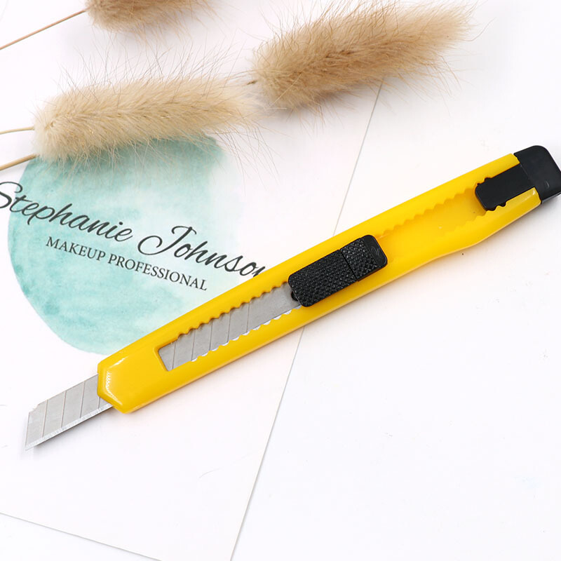 欧标(MATE-IST) 美工刀 壁纸刀切纸刀裁纸刀 带推锁伸缩刀 小号宽9mmB2442高清大图