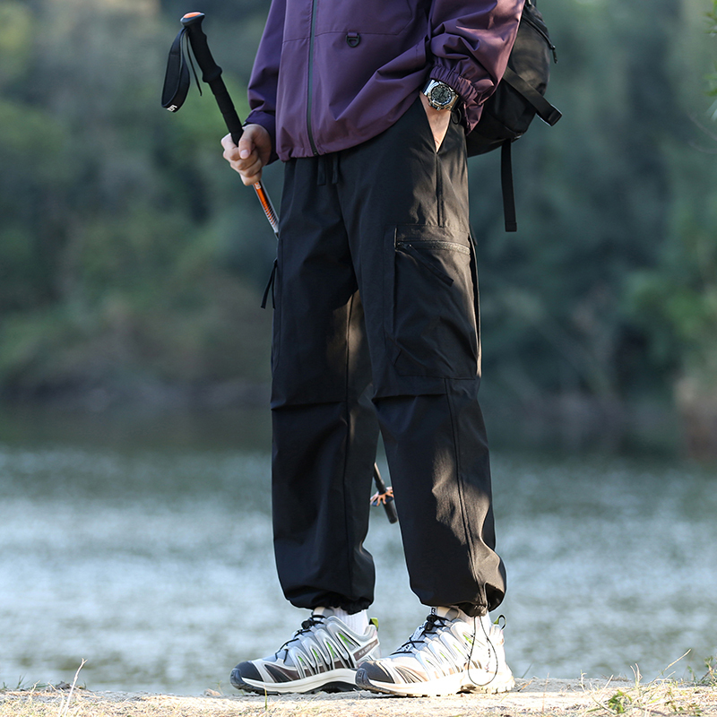 伊夫狼爪(YIFULANGZHUA)登山裤防水软壳冲锋裤男女长裤户外运动休闲裤男宽松版工装裤