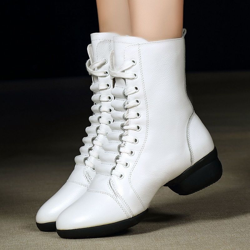 舞蹈鞋女皮秋冬季靴水兵舞鞋软底舞靴跳舞鞋