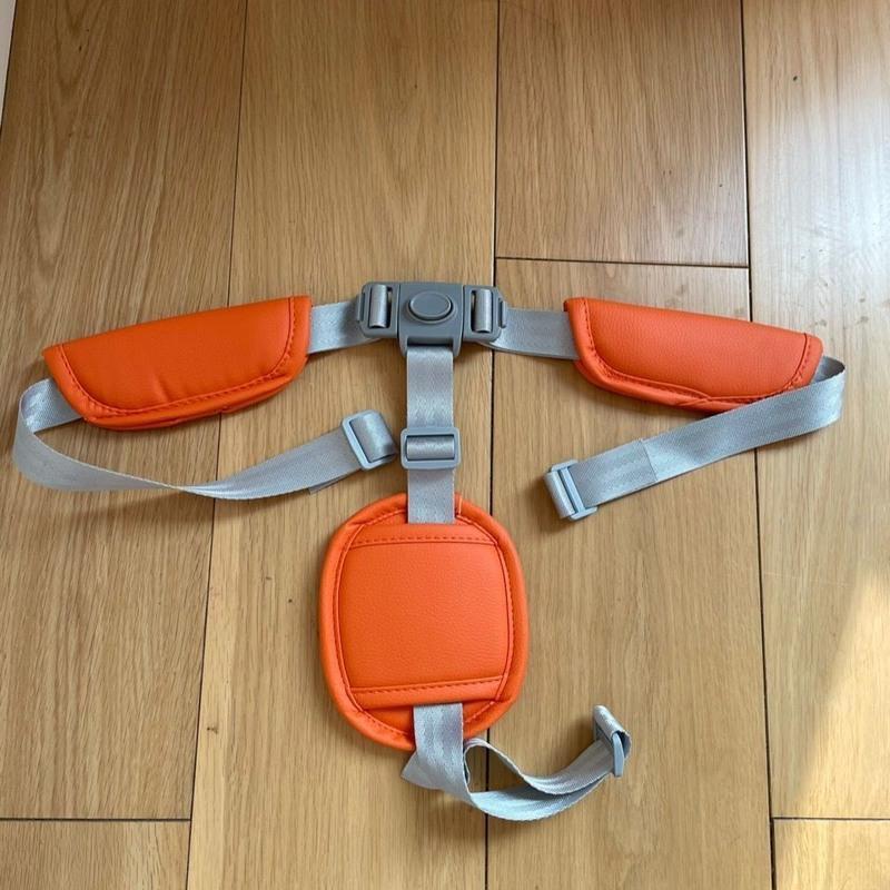 灰色三点式安全带三点式儿童餐椅安全带宜家款绑带安全扣