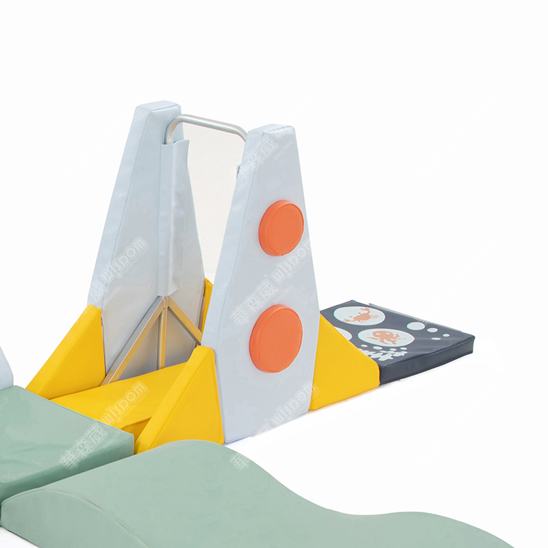 华森葳 火车攀爬组合C高清大图