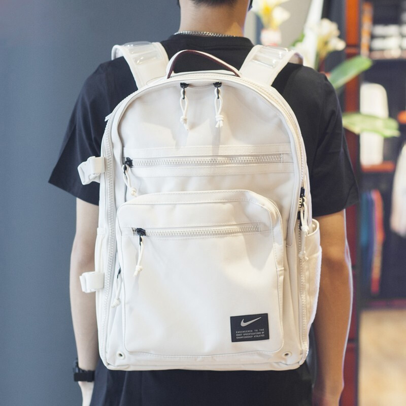 NIKE耐克双肩包 2022夏季新款运动包男包女包大容量电脑包旅行背包学生书包 CK2663-104