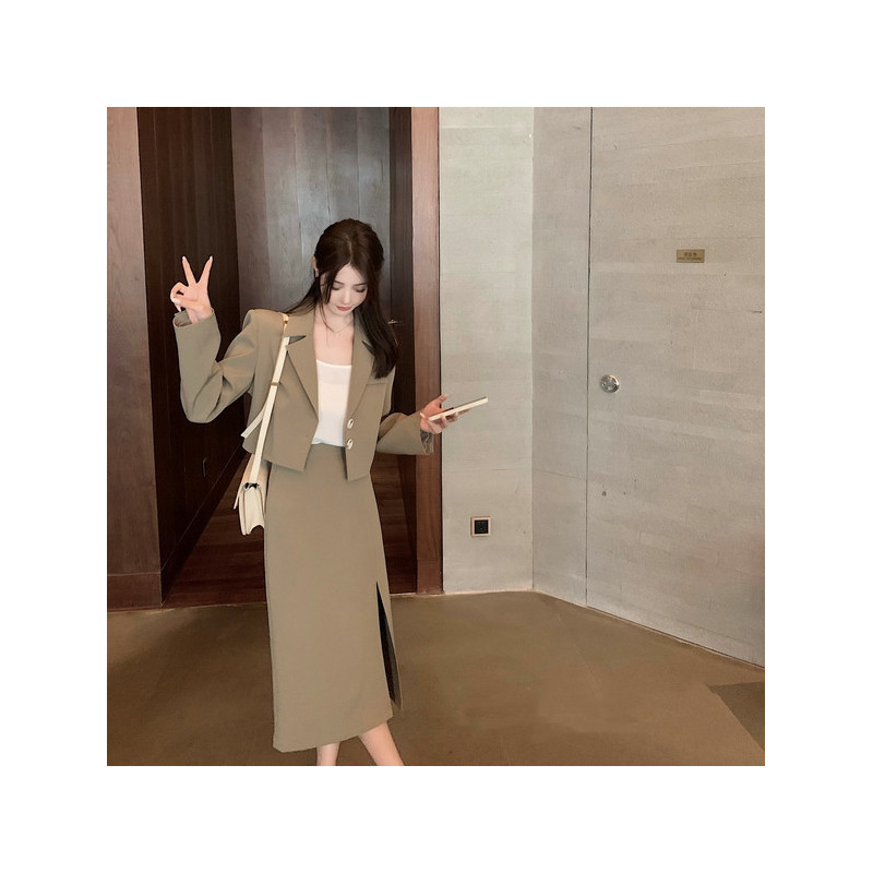 xueli雪梨女装 休闲套装女秋季气质短款西装外套开叉长款半身裙子