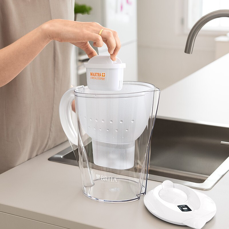 碧然德(BRITA)滤水壶家用净水壶净水器Marella海洋系列 +去水垢专家版滤芯套装)1壶9芯
