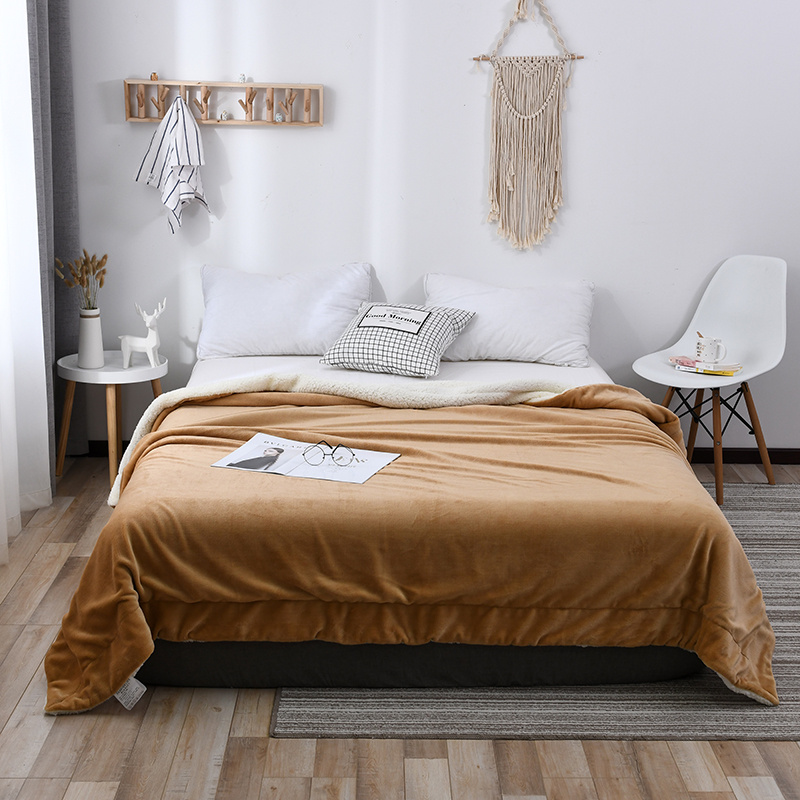 伊伊爱 秋冬保暖芬兰绒毯加厚双层毛毯 纯色 150*200cm/MT-8FLR-01