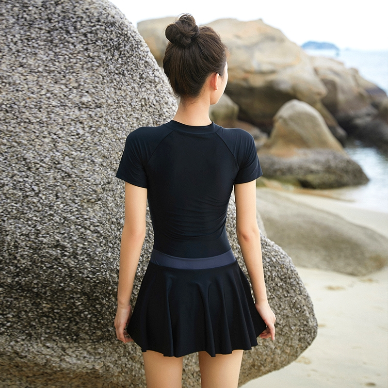 连体泳衣女保守裙式性感遮肚显古达大码平角裤胖mm游泳装