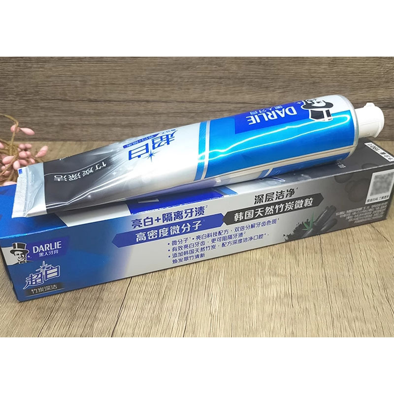 芳美达 DARLIE好来(原黑人)牙膏超白竹炭深洁翠竹香型 清新口气 190G 一支装高清大图