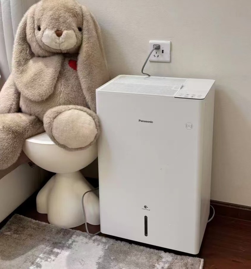 松下(Panasonic)加湿器 智能无雾加湿器婴儿孕妇卧室家用除菌湿度数显大容量加湿机空气香薰机 FE-KFY16C高清大图