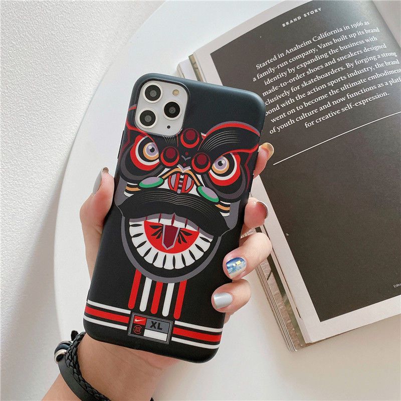 中国风陈冠希clot舞狮iphone11pro手机壳78plus苹果xs潮牌xr软壳武狮