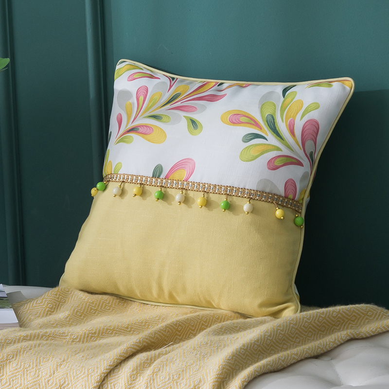 北欧风格小清新田园抱枕欧式沙发床头靠枕套办公室长方形腰枕靠垫 凤尾花红拼接珠花抱枕 45*45cm（单独抱枕套）